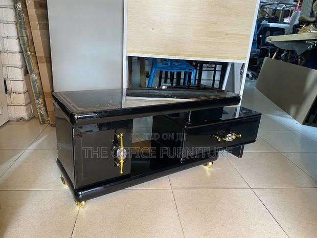 TV Stand (32") Black · Photo 1