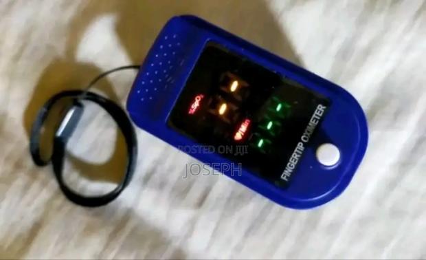 Pulse Oximeter Type 2 · Photo 2