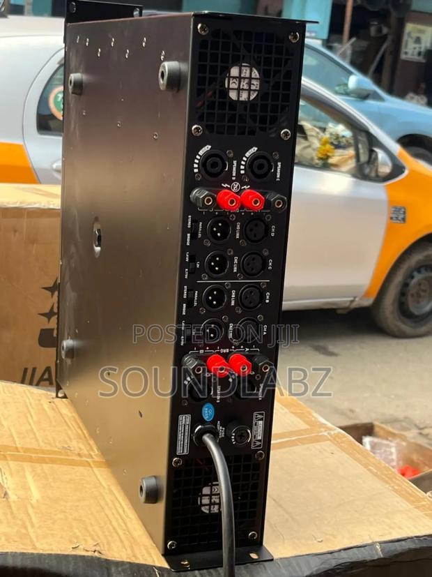 Electro-voice (Ev) Tc9850 4-channel Power Amplifier · Photo 2