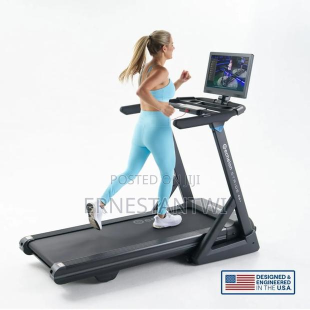 Fully Digital Echelon Treadmill With a Wide Screen From Uk · Photo 1