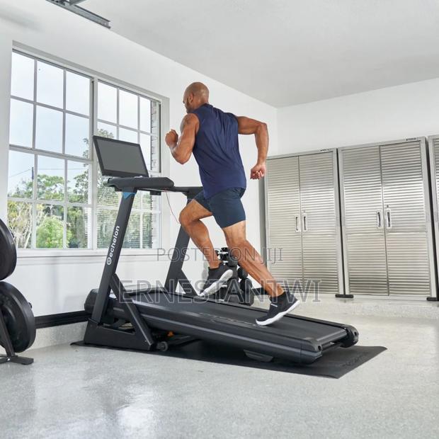 Fully Digital Echelon Treadmill With a Wide Screen From Uk · Photo 2