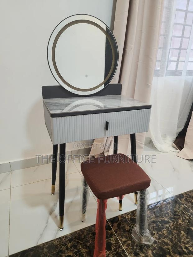 Dressing Mirror With Led · Photo 2