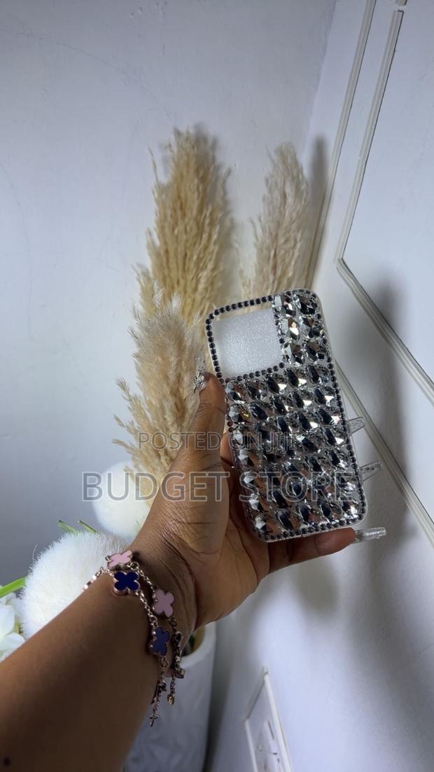 Celebrity Rhinestone · Photo 1