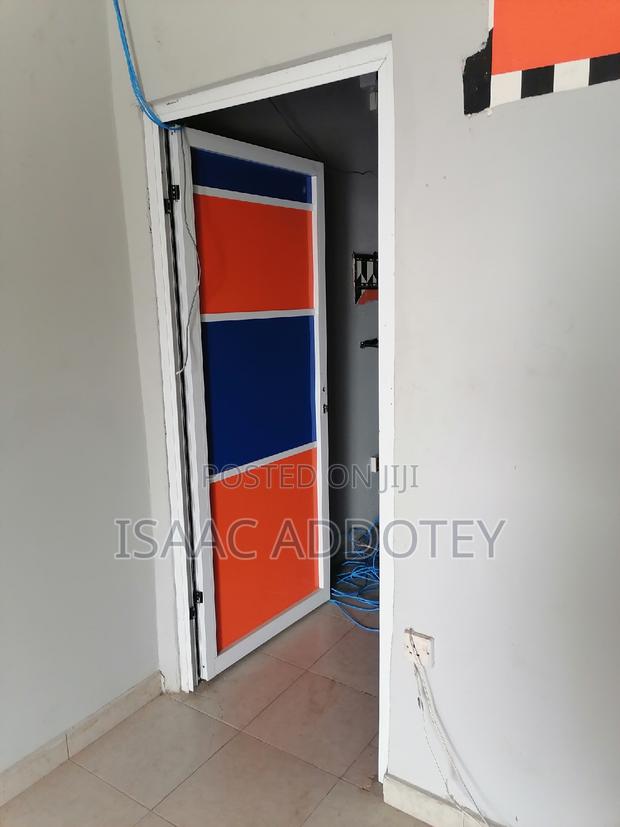 1bdrm Apartment in Store For Rent, Spintex for rent · Photo 3