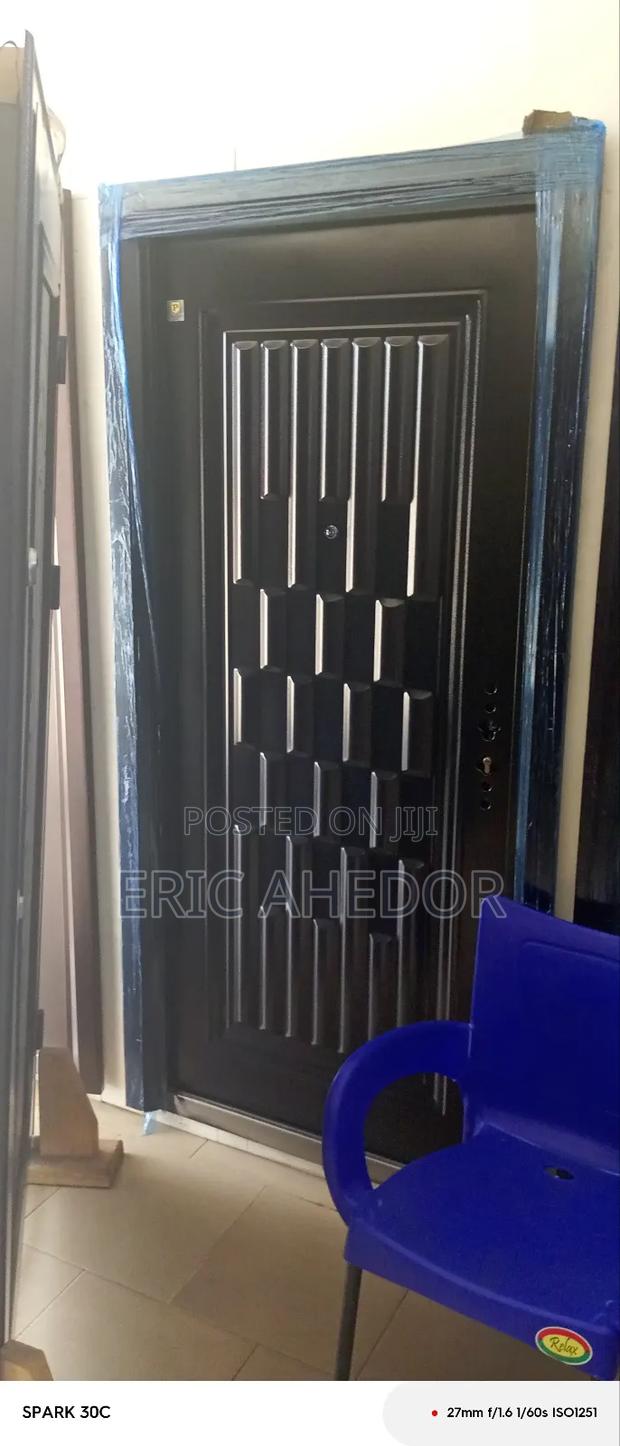 Normal Full Metal Door and Accessories · Photo 1