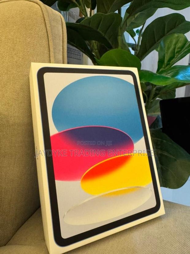 New Apple iPad (2025) 128 GB Yellow · Photo 3