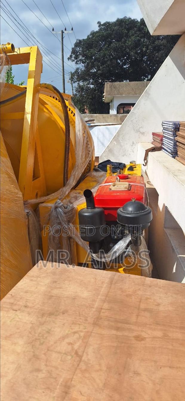 Jzc500 Self Loader Diesel Concrete Mixer Machine · Photo 3