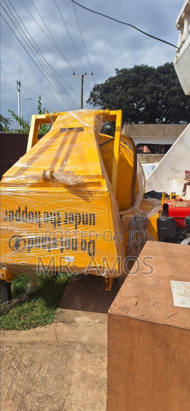 Jzc500 Self Loader Diesel Concrete Mixer Machine · Photo 4
