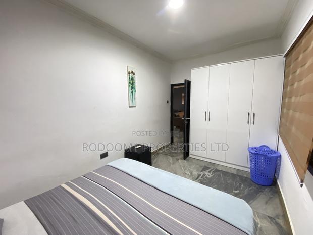 Fully Furnished 2 Bedrooms at East Legon for Short Stay · Photo 6