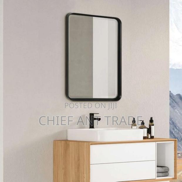 Mirror 800 60*60cm Black · Photo 1