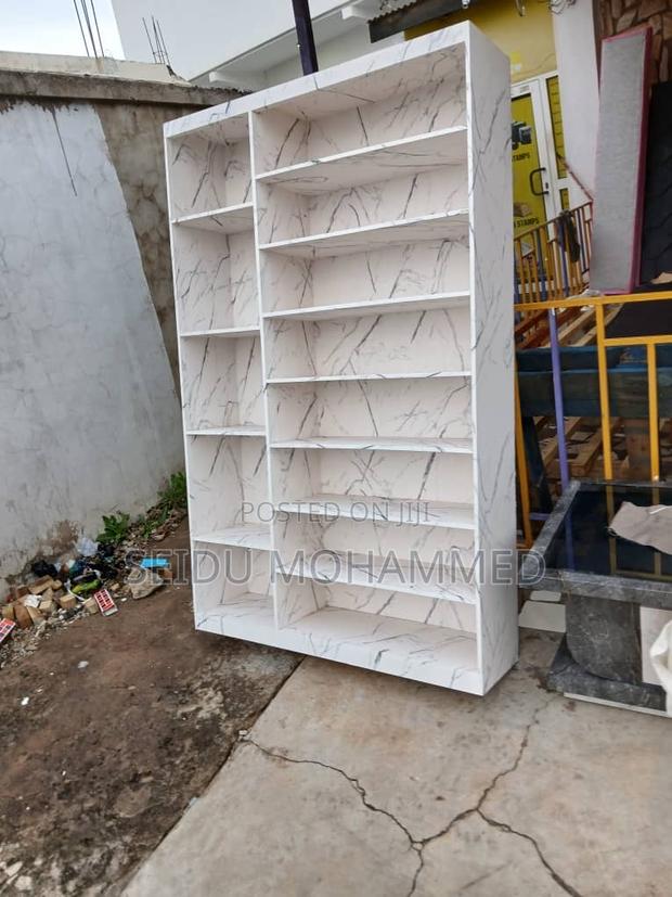 A Double Home Shoe Rack · Photo 1