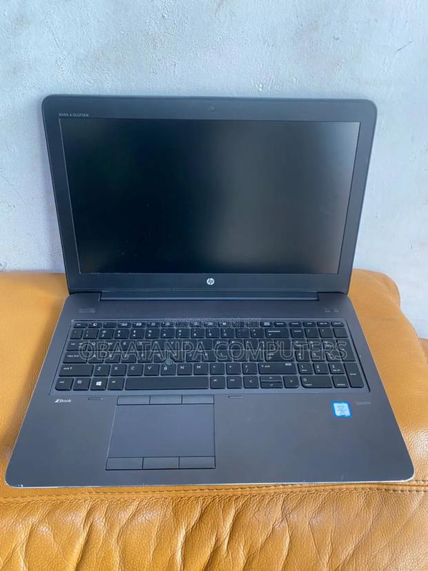 Laptop HP ZBook 15 G4 16GB Intel Core I7 SSD 256GB · Photo 4