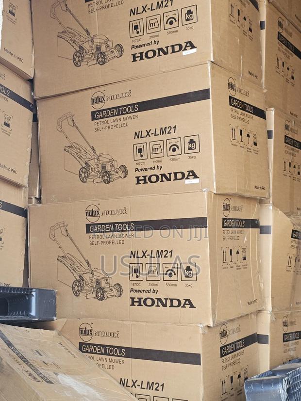 Original Honda Mowing Machine · Photo 1