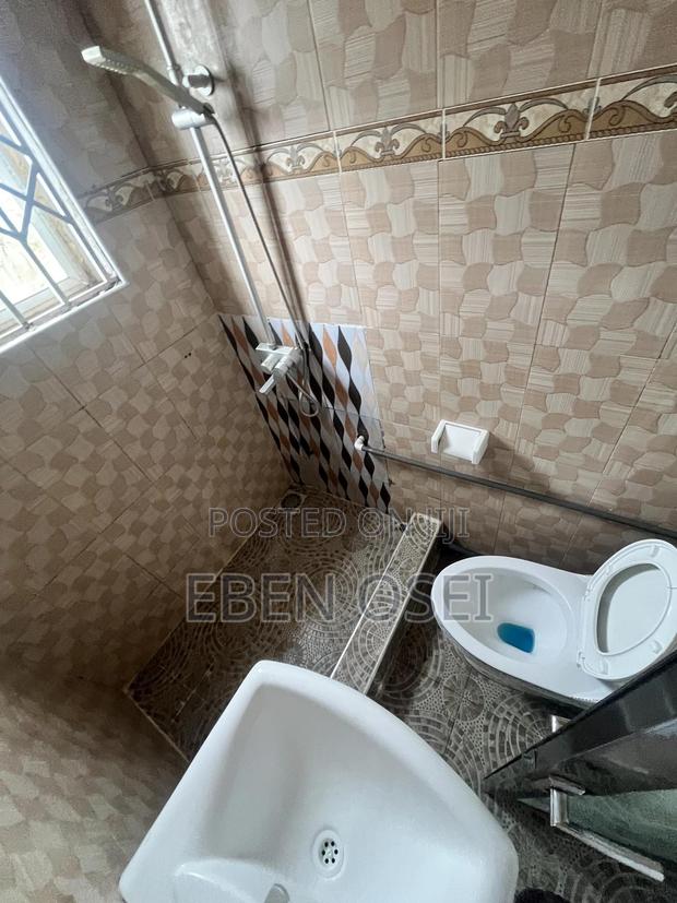 1bdrm Apartment in Dansoman for rent · Photo 6