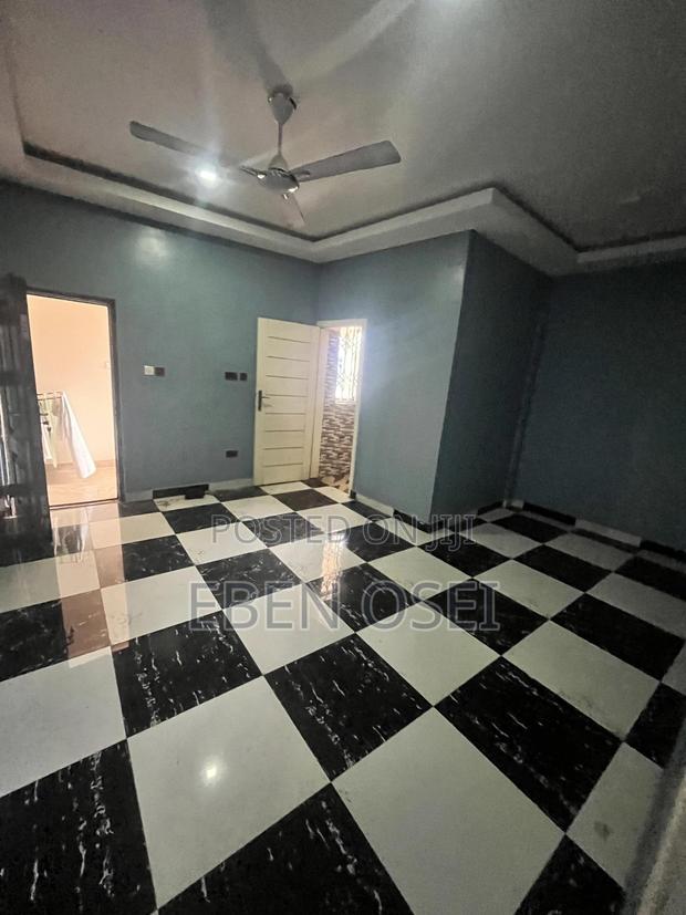 1bdrm Apartment in Dansoman for rent · Photo 2