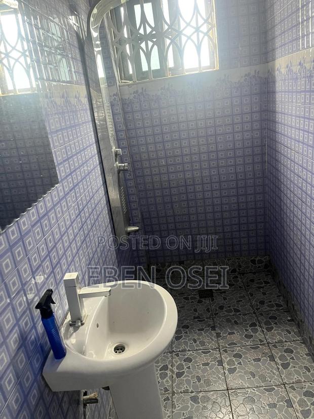 1bdrm Apartment in Dansoman for rent · Photo 6