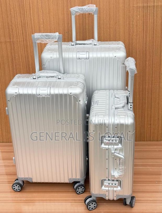 3in1 Traveling Buckle Bag · Photo 1