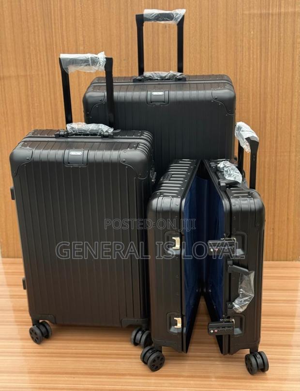3in1 Traveling Buckle Bag · Photo 2
