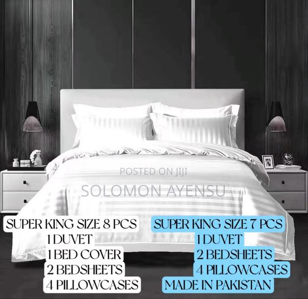 7 Pieces Plain White Duvet Set · Photo 1
