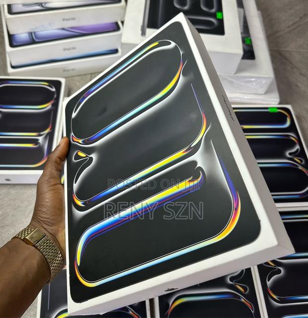 New Apple iPad Pro 11 (2024) 256 GB Black · Photo 3