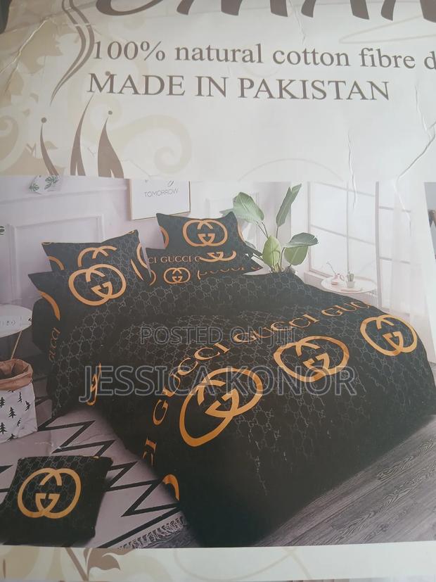 100% Cotton Duvet Set · Photo 1
