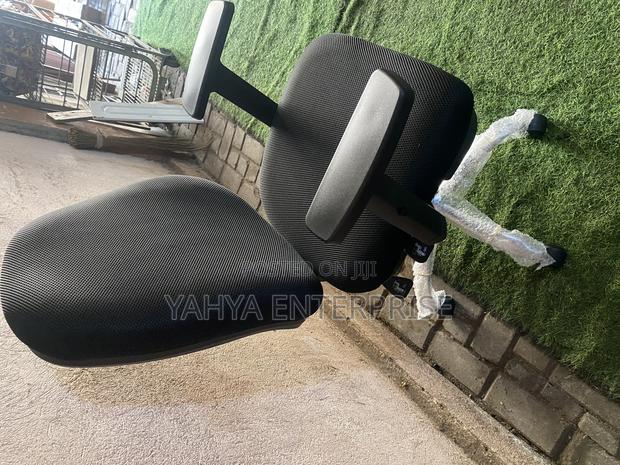 Office Chair · Photo 2