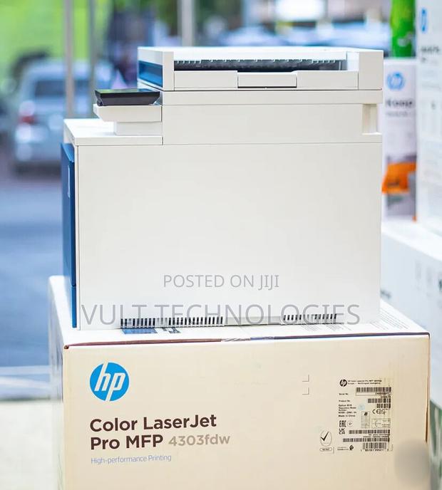 HP Color Laserjet 4303 FDW · Photo 2