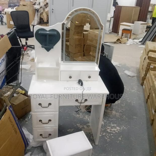 Royal Furniture Dresser (Dressing Table) · Photo 1