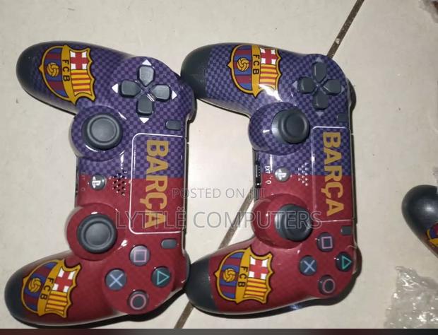 Ps4 Design Controller · Photo 1