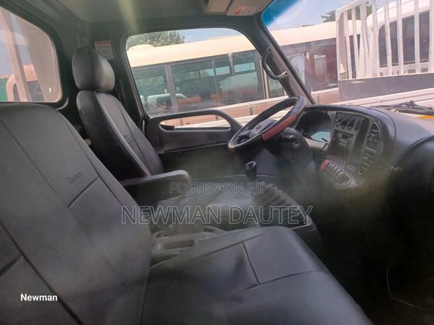 Hyundai Mighty Single Cabin · Photo 4