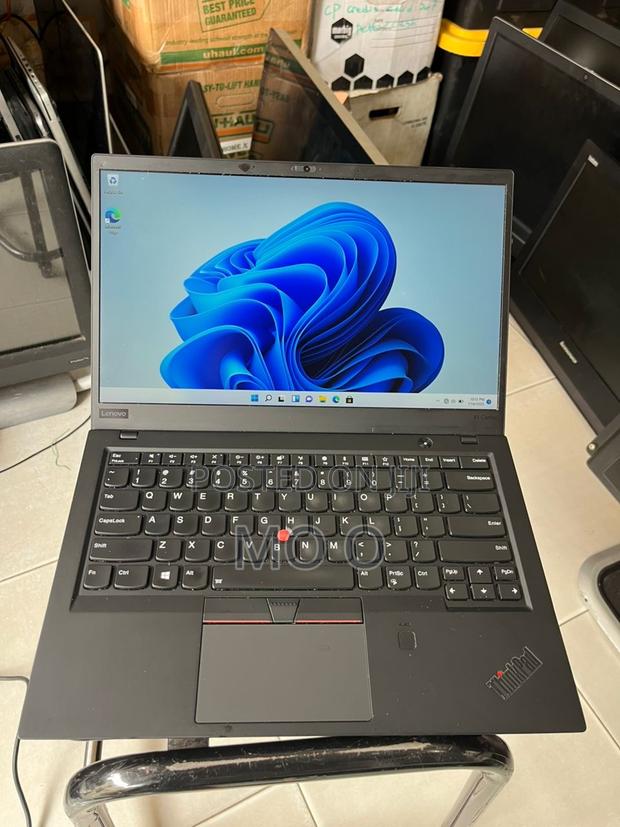 Laptop Lenovo ThinkPad X1 Carbon 8GB Intel Core I5 SSD 256GB · Photo 1
