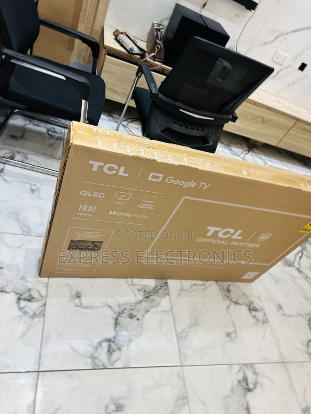 50”Lqed FHD Smart TCL · Photo 1