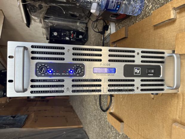 Ev P9300 Power Amplifier · Photo 2