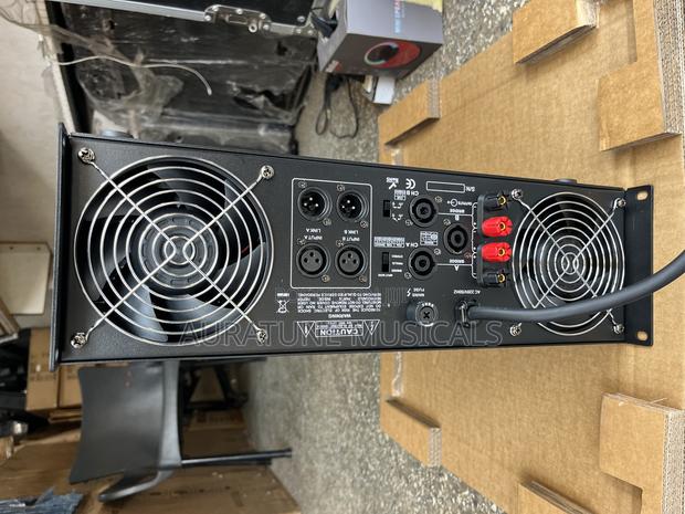 Ev P9300 Power Amplifier · Photo 5