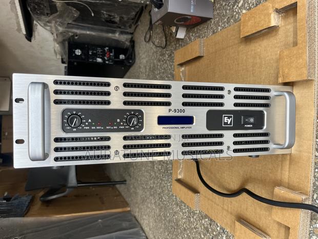 Ev P9300 Power Amplifier · Photo 6