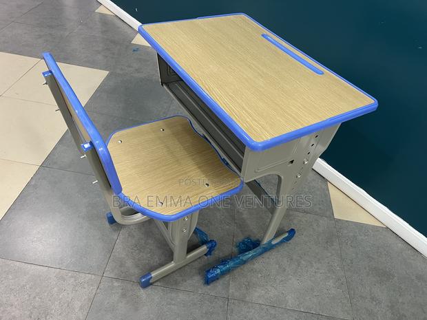 Brand New Adjustable Students Desks · Photo 2