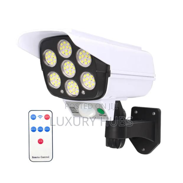 CCTV Type Solar Energy Sensor Light · Photo 1