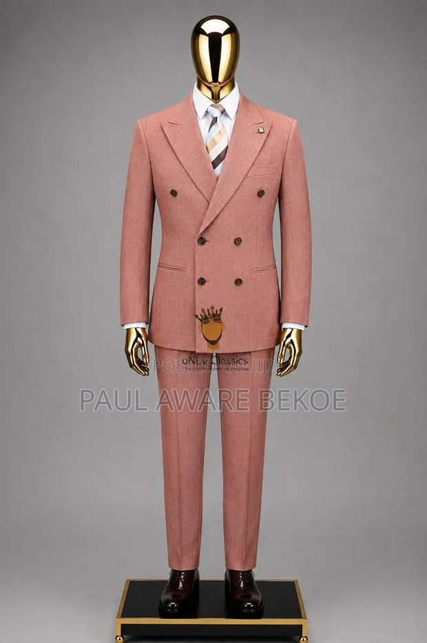 Suit in Stock · Photo 1