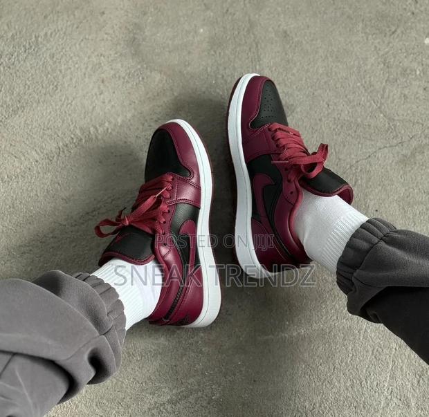 Air Jordan R1 Low Wr · Photo 2