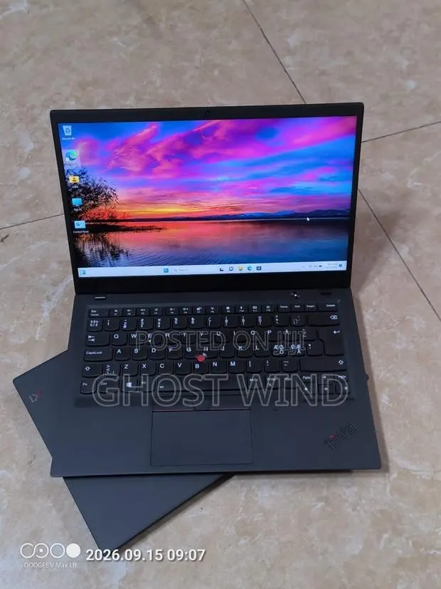 Laptop Lenovo ThinkPad X1 Carbon 16GB Intel Core i7 SSD 512GB · Photo 1