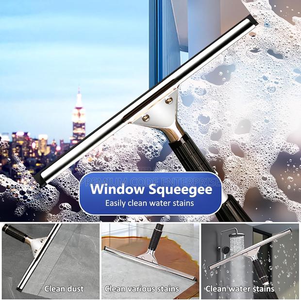 Glass Squeegee With Adjustable Stainless Steel Handle · Photo 3