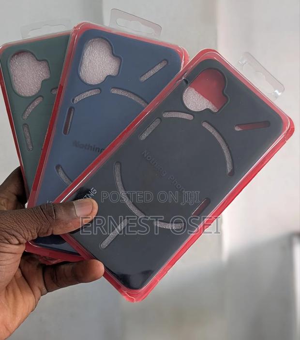 Nothing 2 Silicon Case · Photo 1
