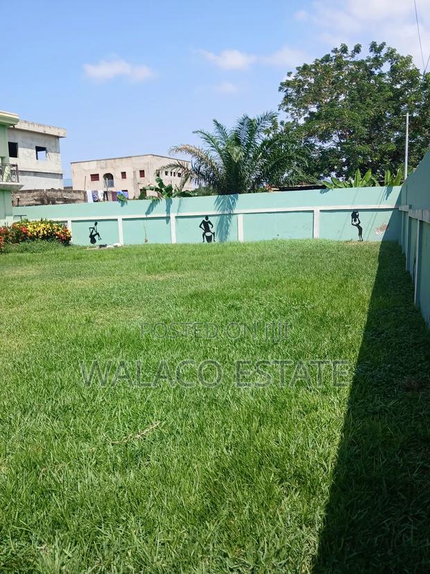 8bdrm Mansion in Walako Estate, Gbawe for rent · Photo 5