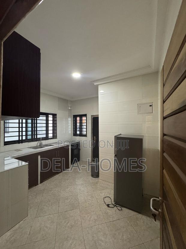 2bdrm Apartment in Housing Down for rent · Photo 6
