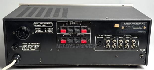 Marantz Model 1050 Console Stereo Amplifier · Photo 2