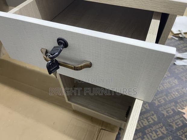 Office Desk (Office Table) · Photo 6