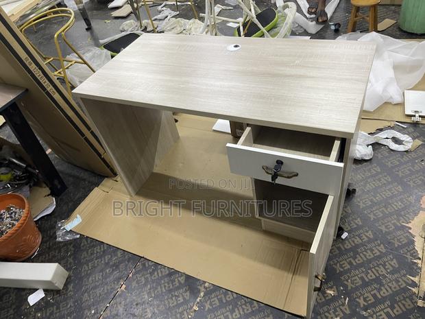 Office Desk (Office Table) · Photo 4