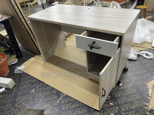 Office Desk (Office Table) · Photo 3