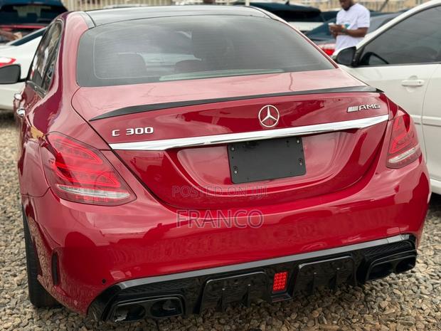 Mercedes-Benz C300 Sport 4Matic Sedan AWD (2.0L 4cyl 7A) 2017 Red · Photo 7