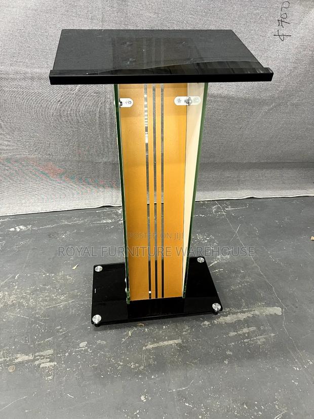 Classic Tempered Glass Preaching Pulpit · Photo 1
